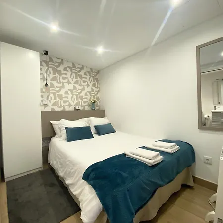 Apartment Perfect For 2 In Graca Lissabon